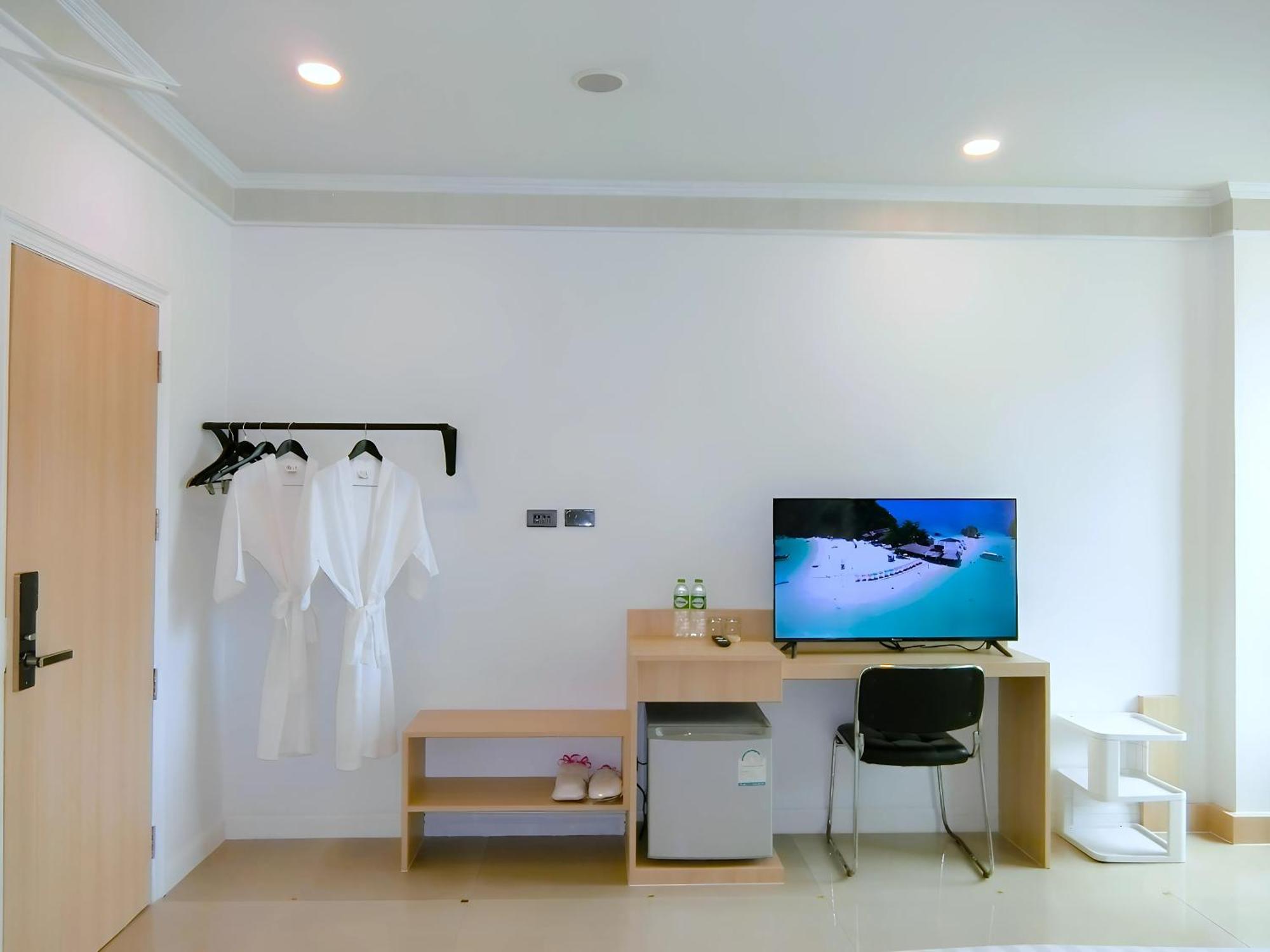 Sira Boutique Residence - Newly Renovated Patong ภายนอก รูปภาพ