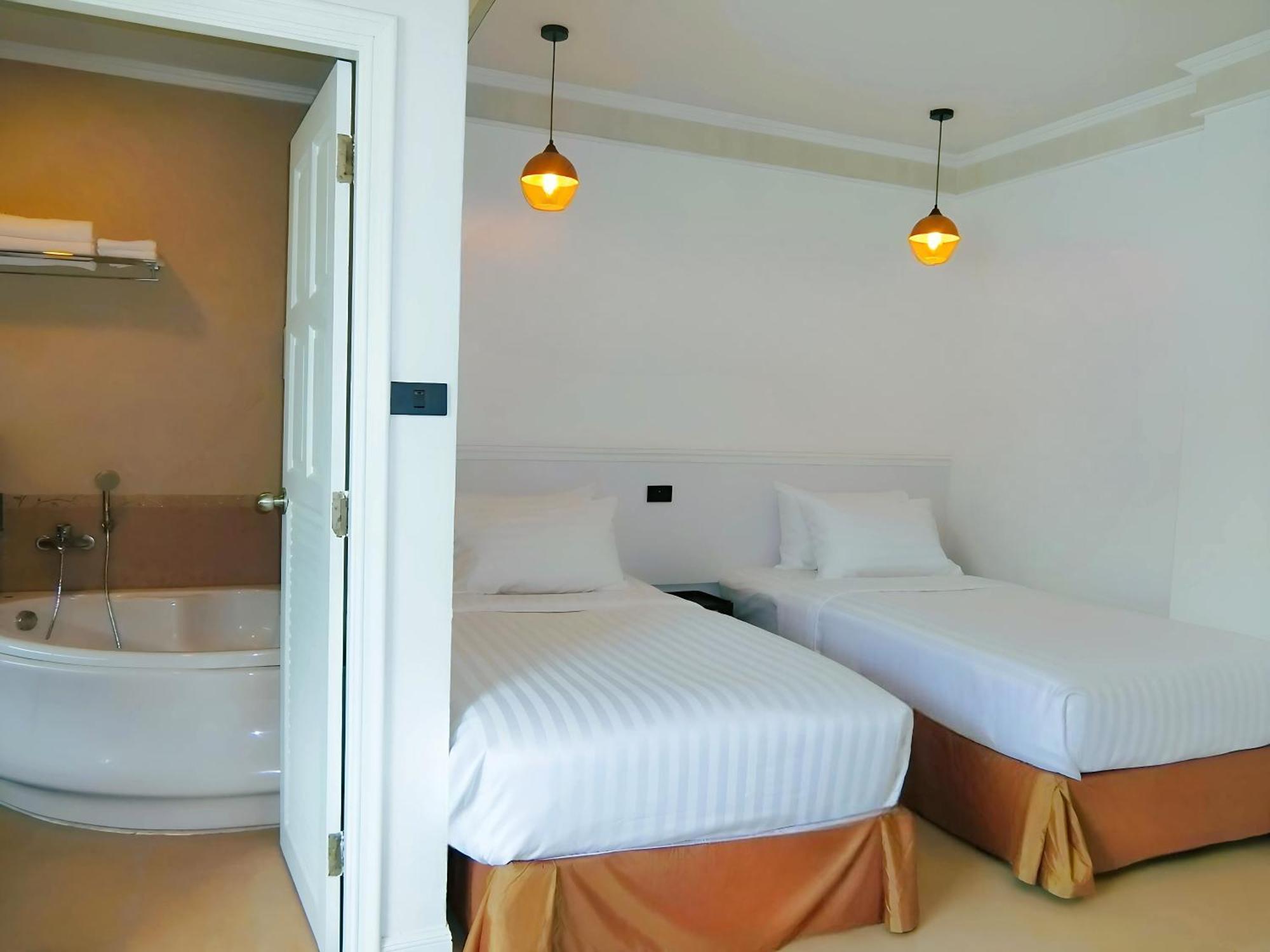 Sira Boutique Residence - Newly Renovated Patong ภายนอก รูปภาพ