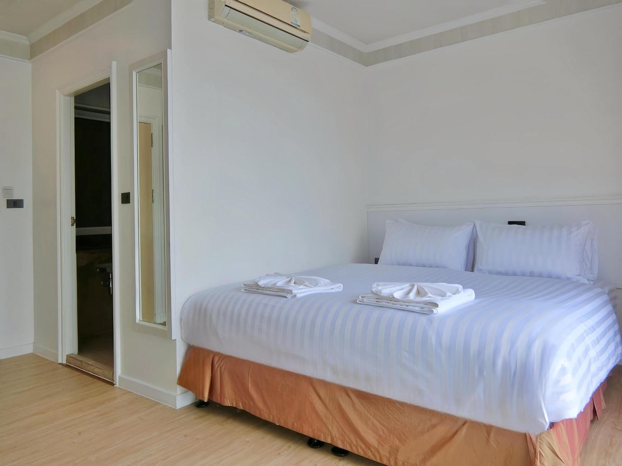 Sira Boutique Residence - Newly Renovated Patong ภายนอก รูปภาพ