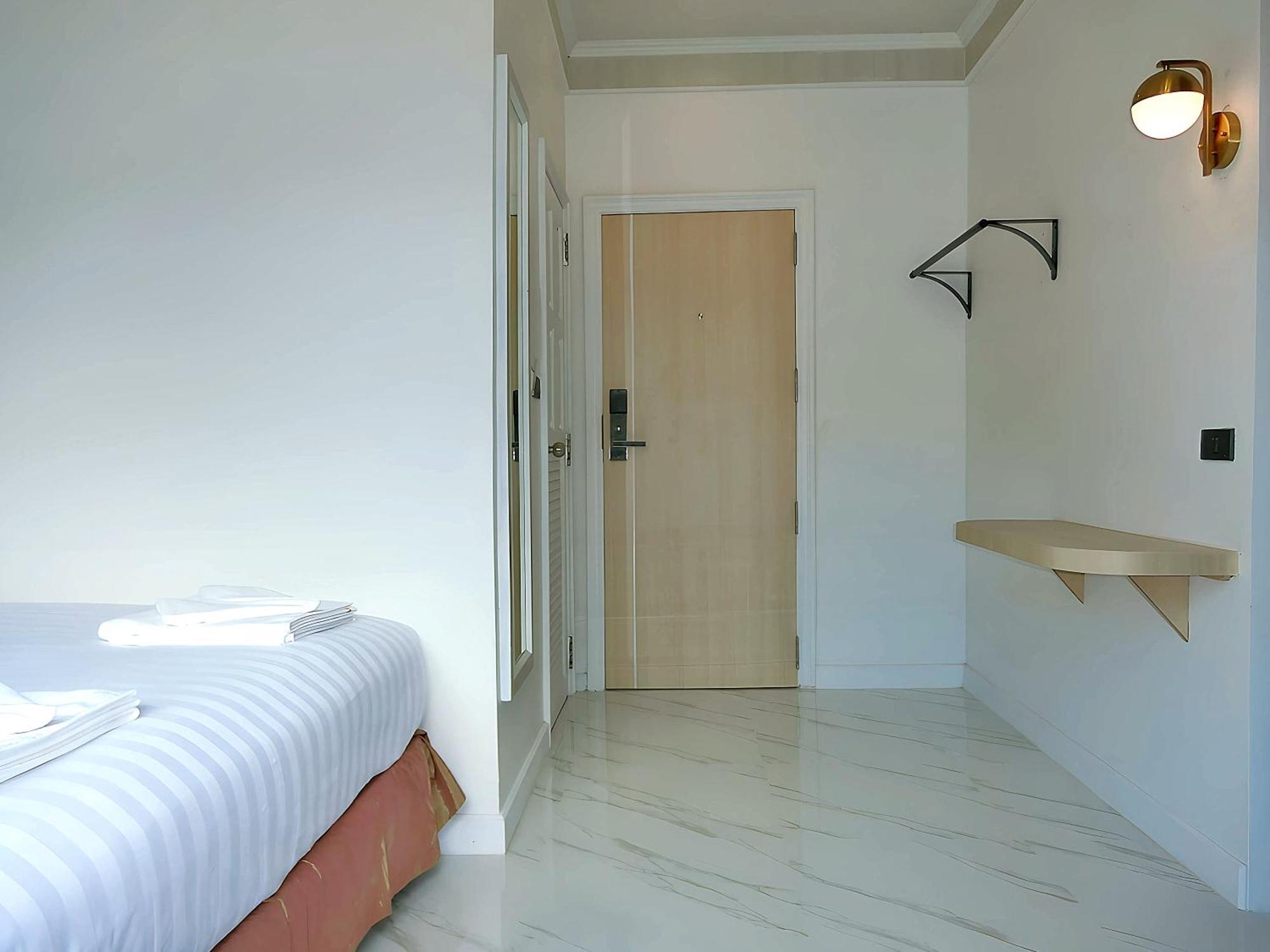 Sira Boutique Residence - Newly Renovated Patong ภายนอก รูปภาพ