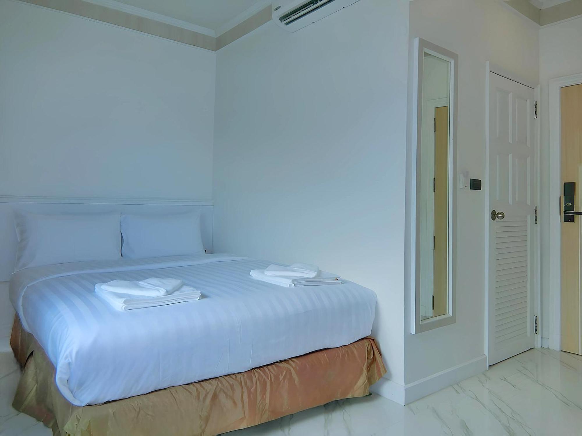 Sira Boutique Residence - Newly Renovated Patong ภายนอก รูปภาพ