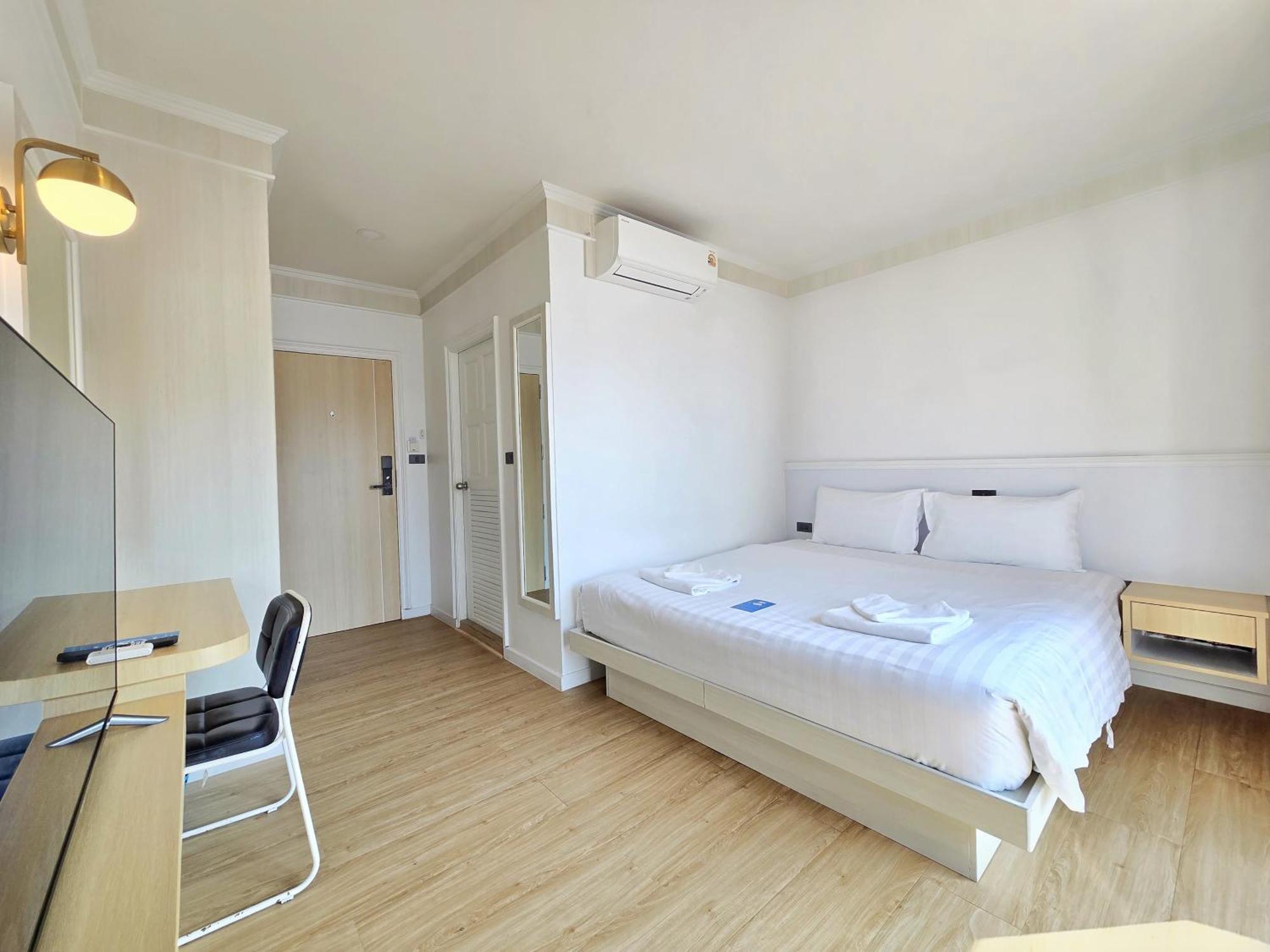 Sira Boutique Residence - Newly Renovated Patong ภายนอก รูปภาพ